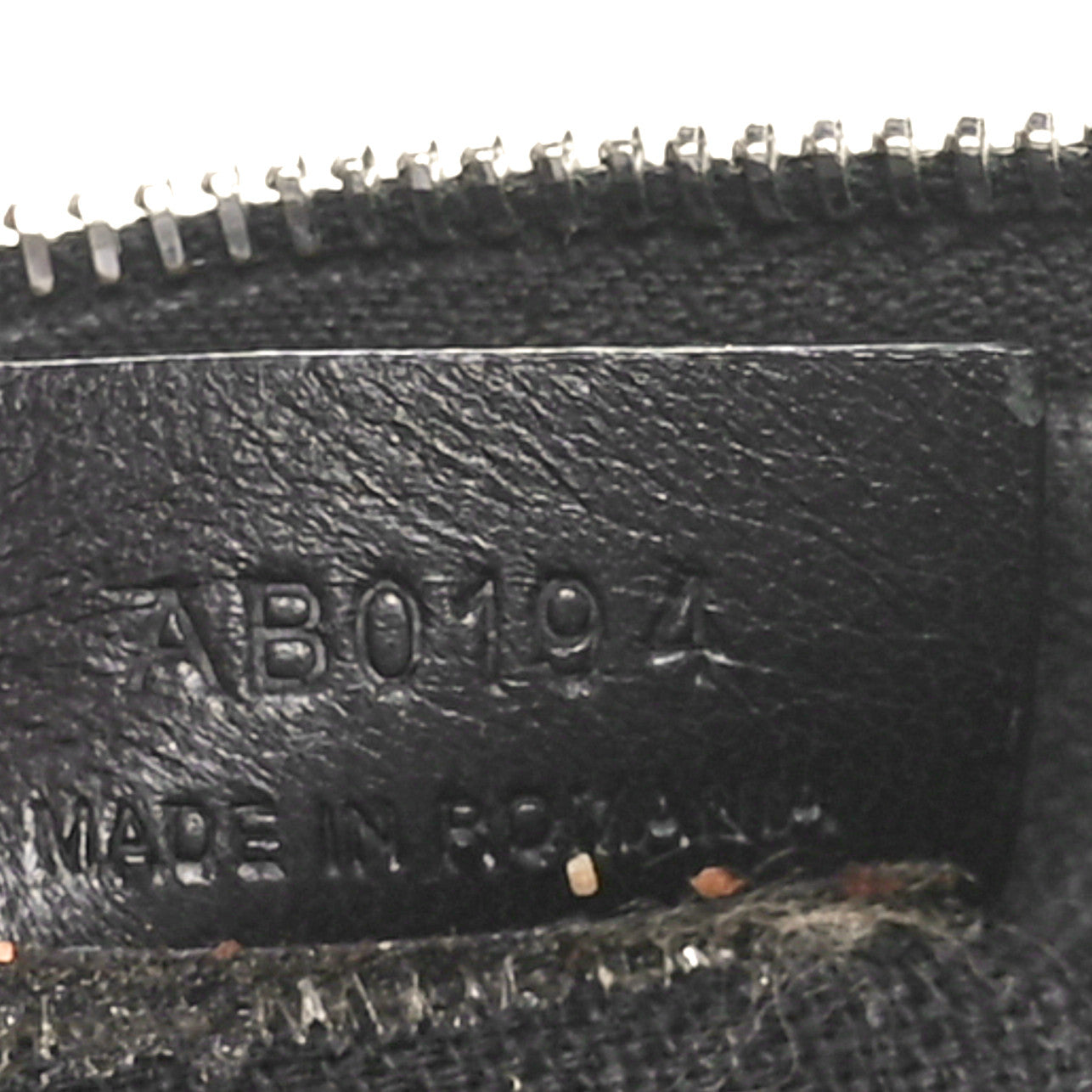 Textured Coated Canvas Favelas Large Antigona Pouch Black
