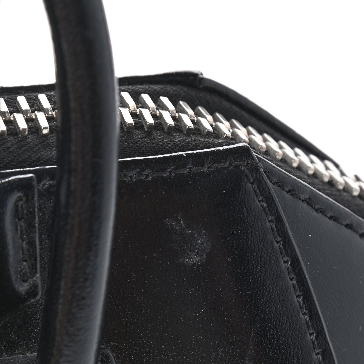 Shiny Lord Calfskin Mini Antigona Black