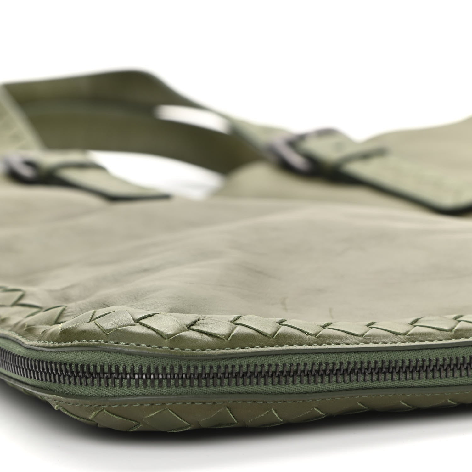 Bottega Veneta Light Calfskin Intrecciato Side Zip Medium Tote Green 4 of 10