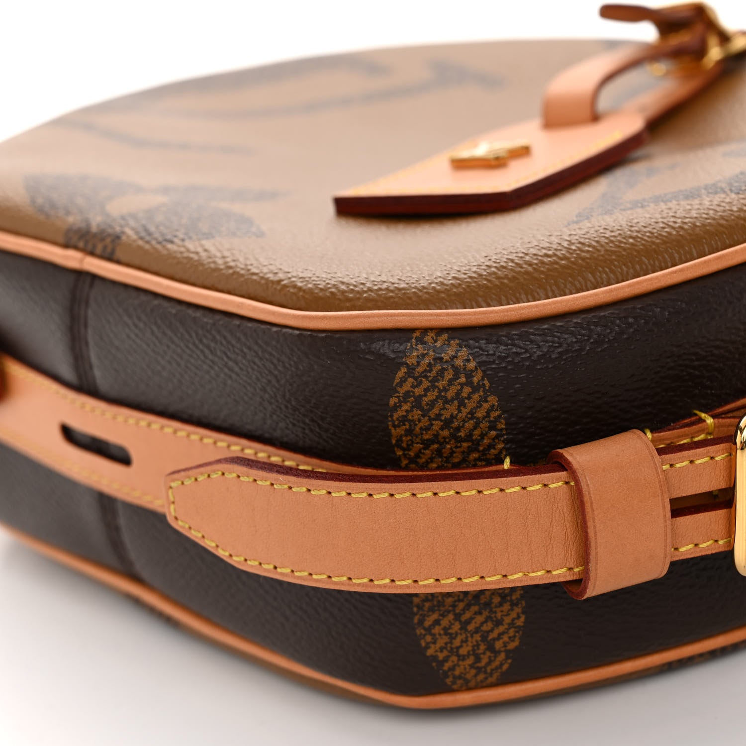 Louis Vuitton Reverse Monogram Giant Boite Chapeau Souple 8 of 9