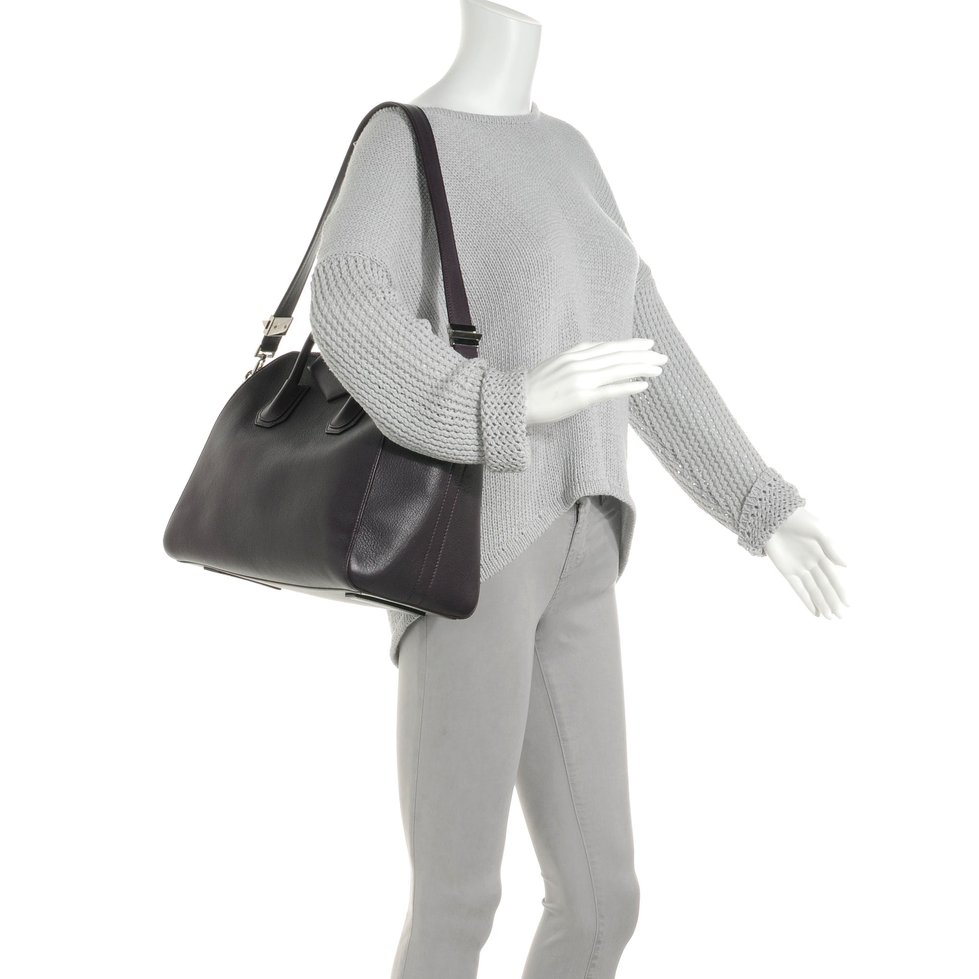 Givenchy Goatskin Medium Antigona Aubergine 2 of 7