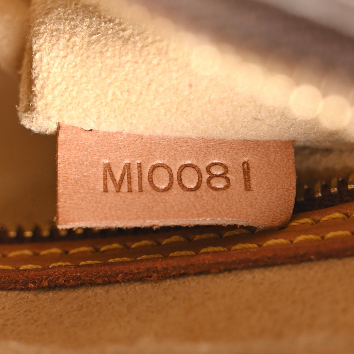 Monogram Looping MM
