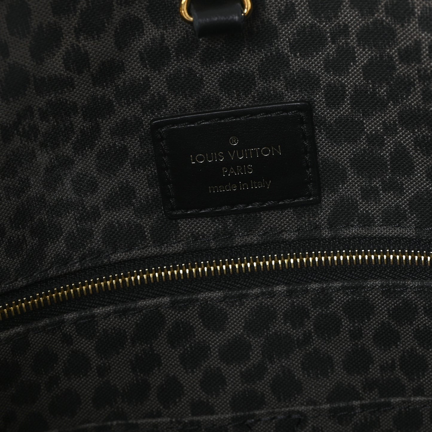 Monogram Giant Wild At Heart Onthego GM Black