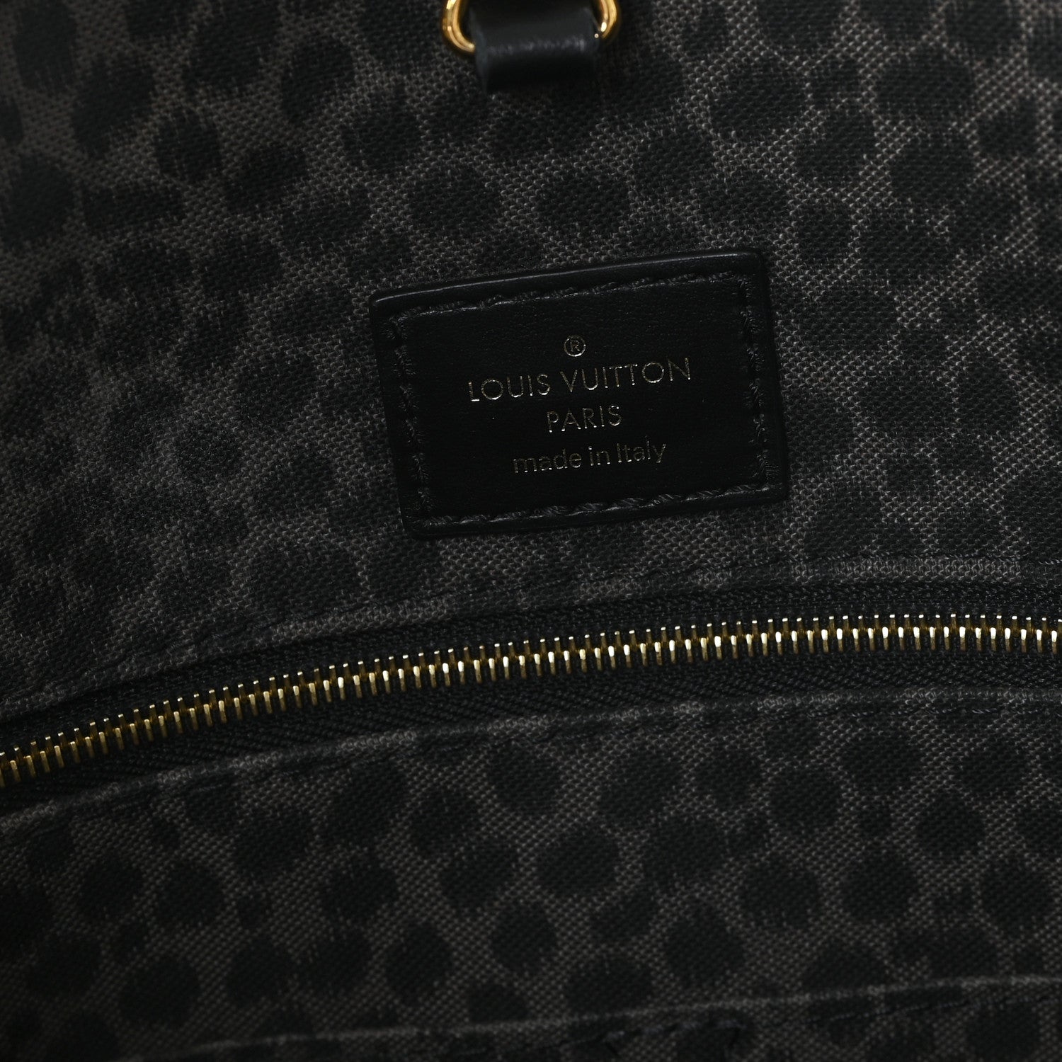Louis Vuitton Monogram Giant Wild At Heart Onthego GM Black 6 of 9