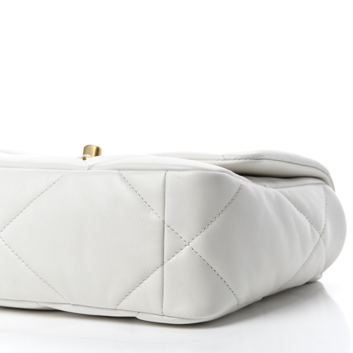 Goatskin Quilted Medium Chanel 19 Flap White