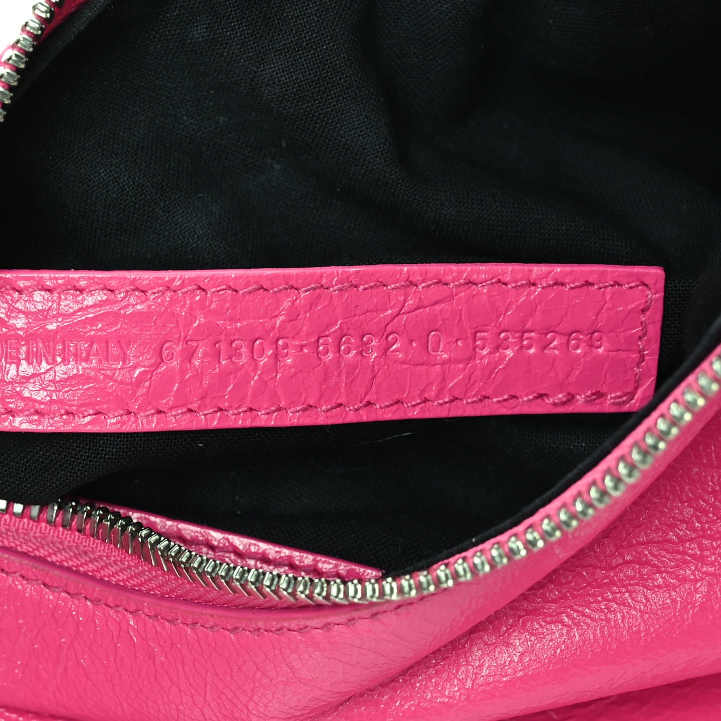 Agneau Arena Le Cagole Shoulder Bag XS Violet Fuxia