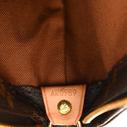 Louis Vuitton Monogram Cabas Mezzo 7 of 11