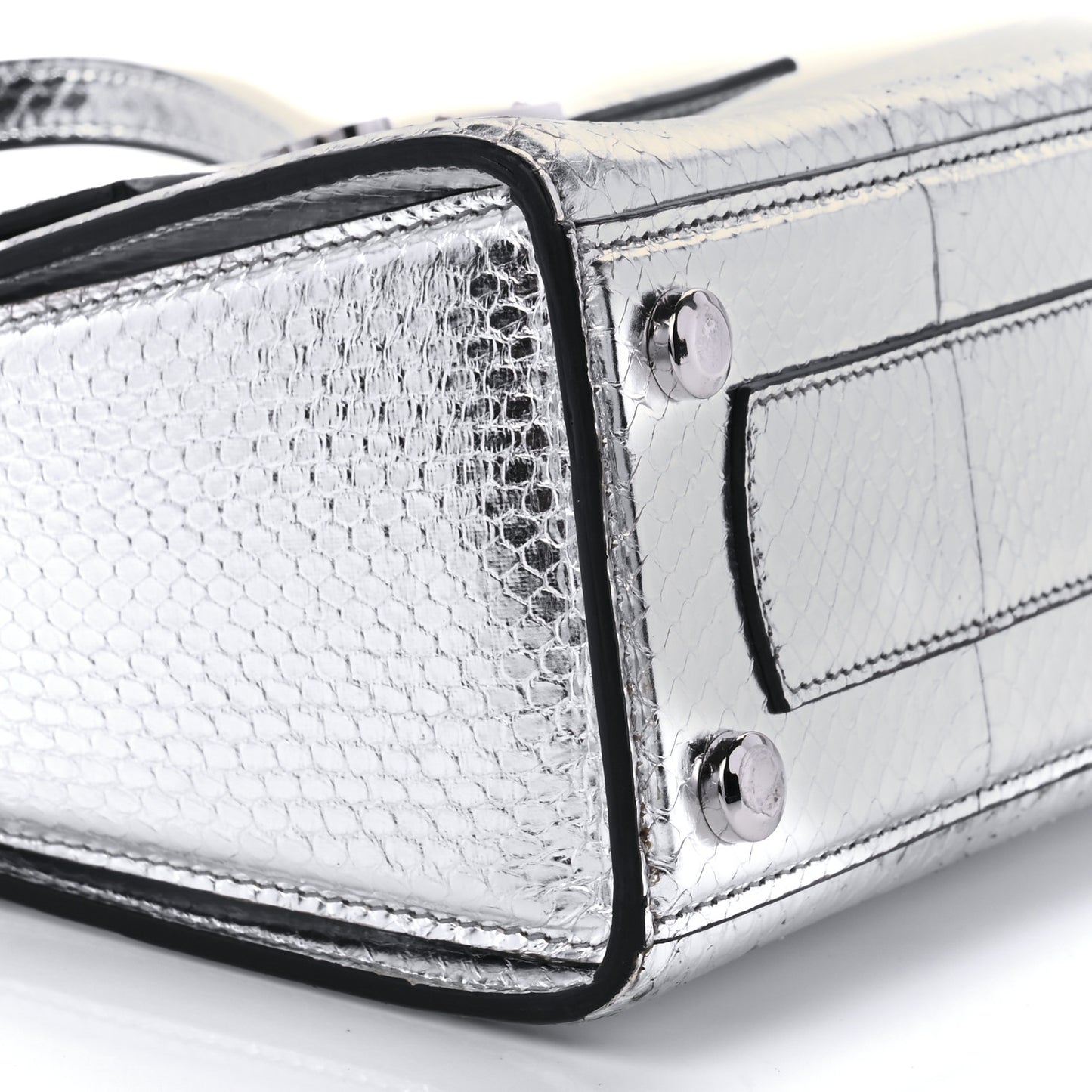 Metallic Snakeskin Medium Boxyz Silver
