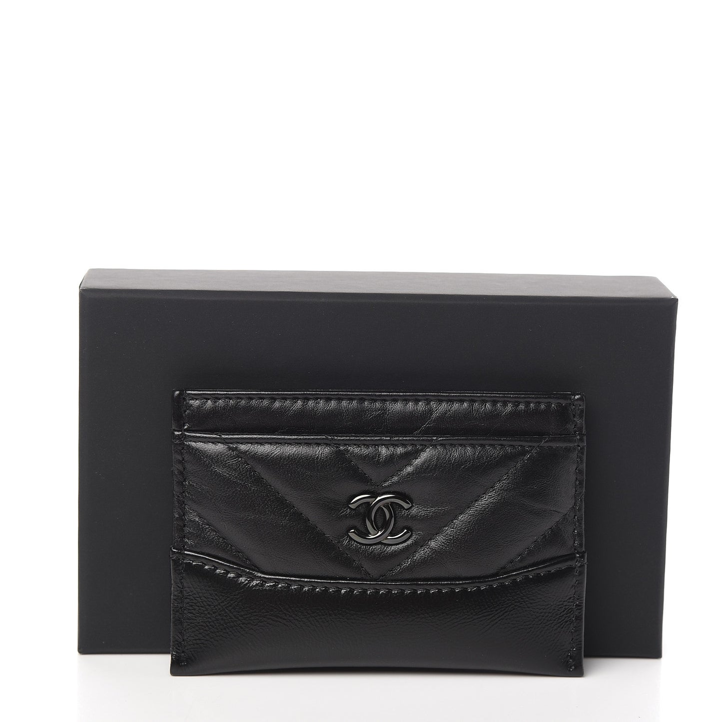 Aged Calfskin Chevron Quilted Gabrielle Card Holder Black