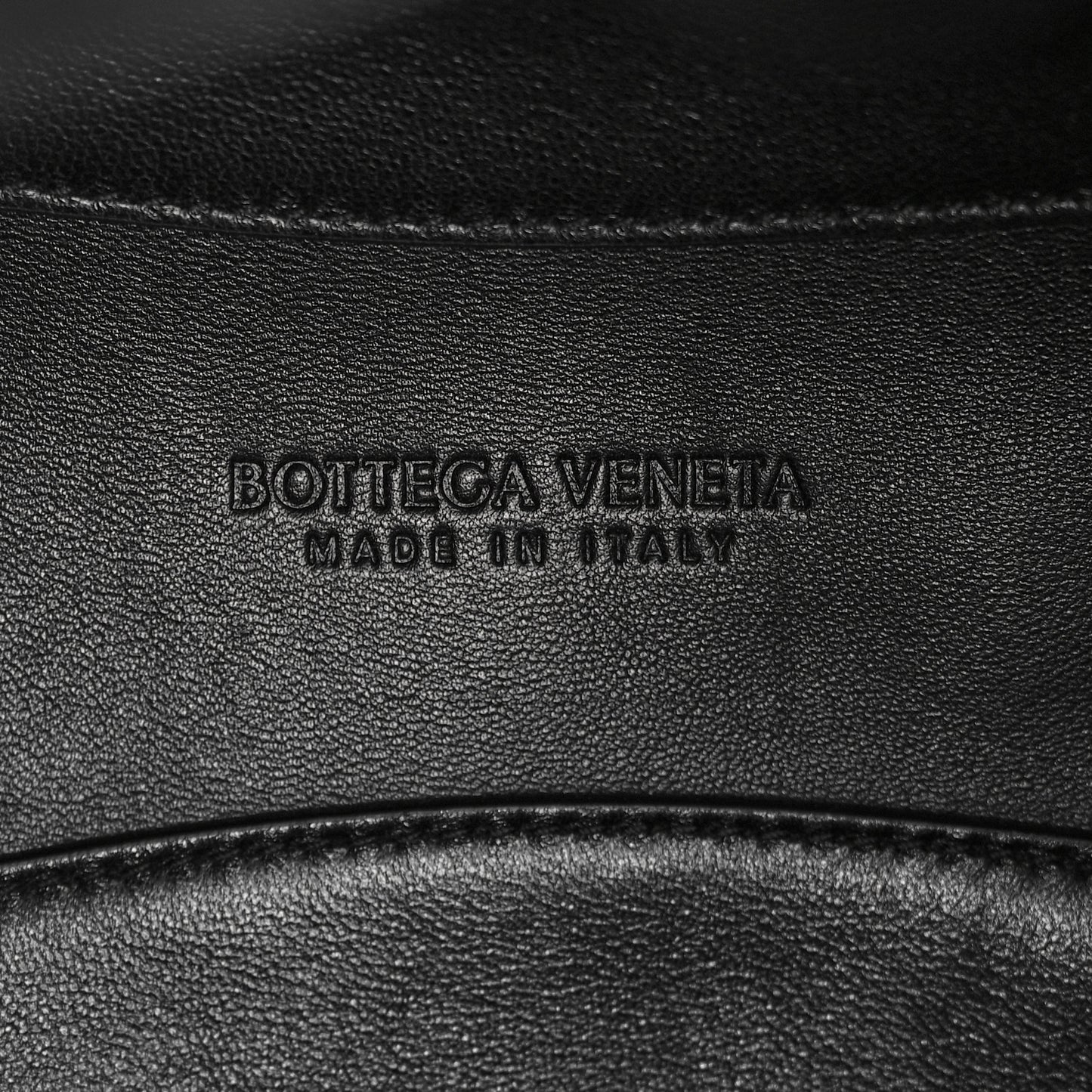 Nappa Intrecciato Hobo Black