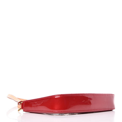 Louis Vuitton Vernis Pochette Accessories NM Pomme D'Amour 4 of 9