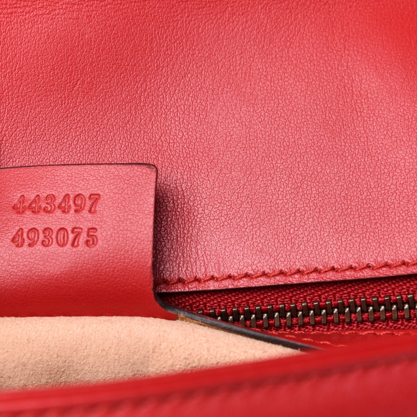 Calfskin Matelasse Small GG Marmont Shoulder Bag Hibiscus Red