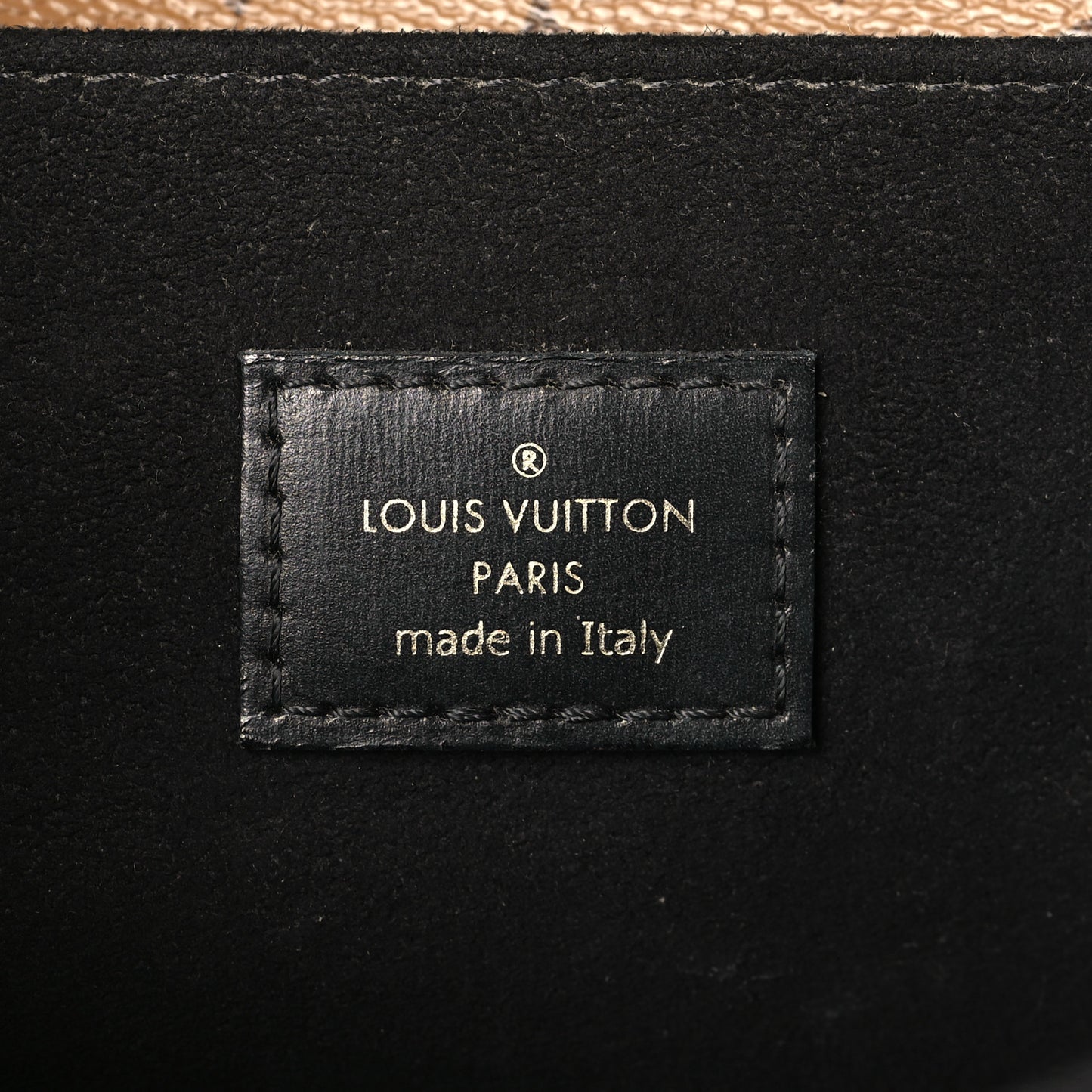 Reverse Monogram Pochette Metis