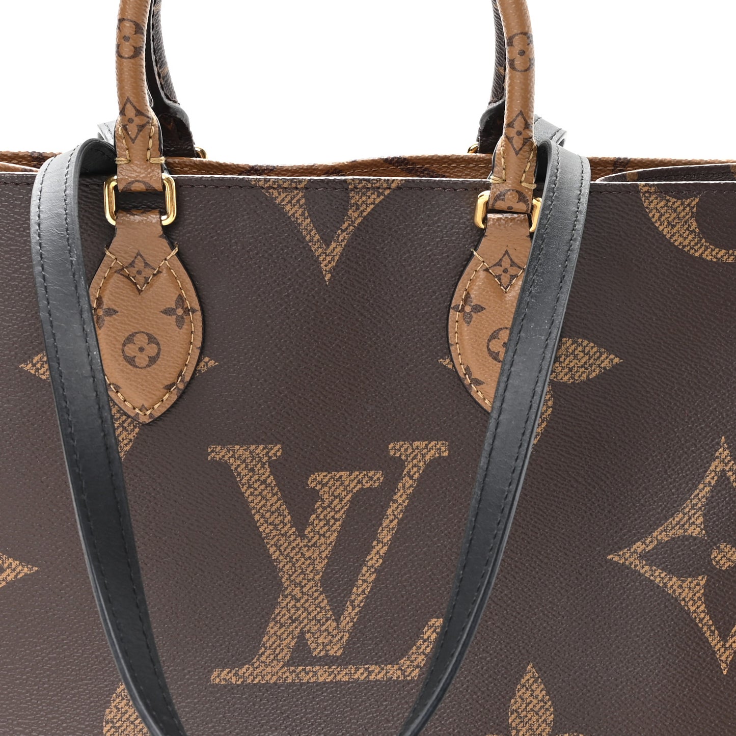 Reverse Monogram Giant Onthego MM