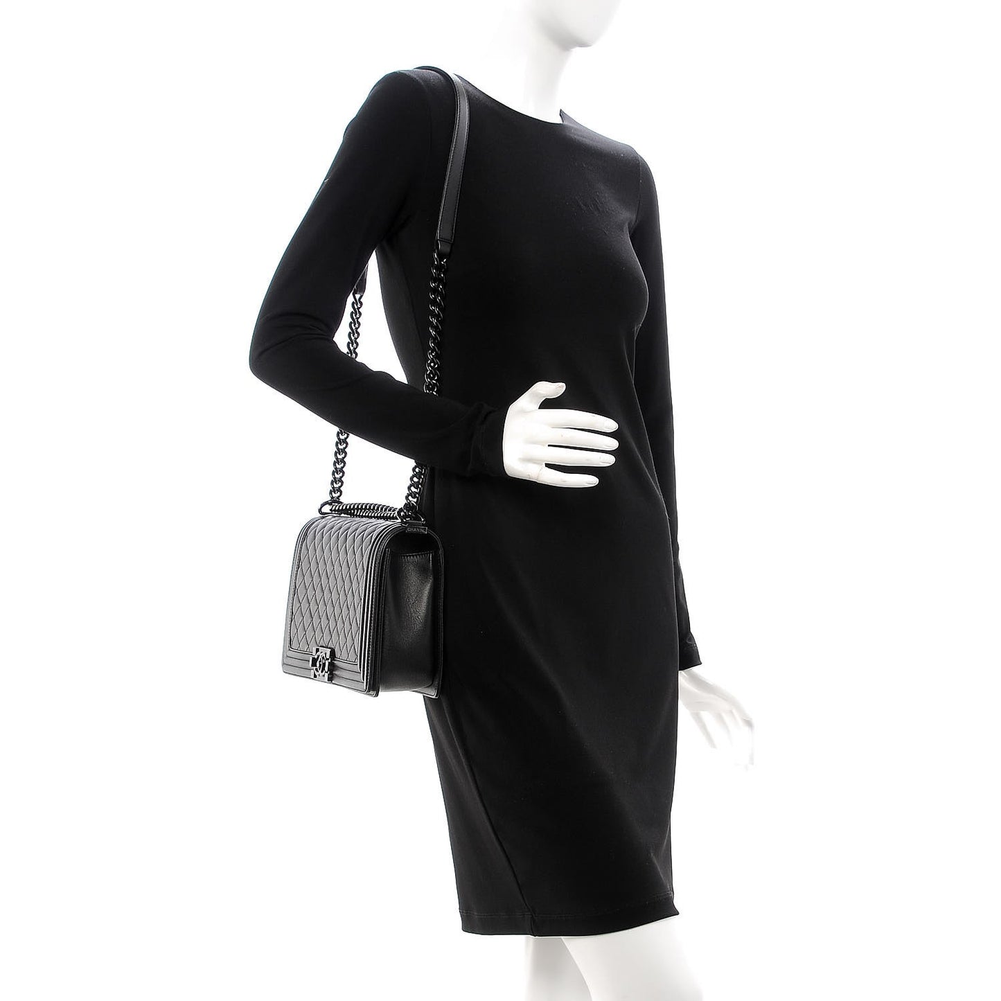 Caviar Quilted New Medium Boy Flap So Black
