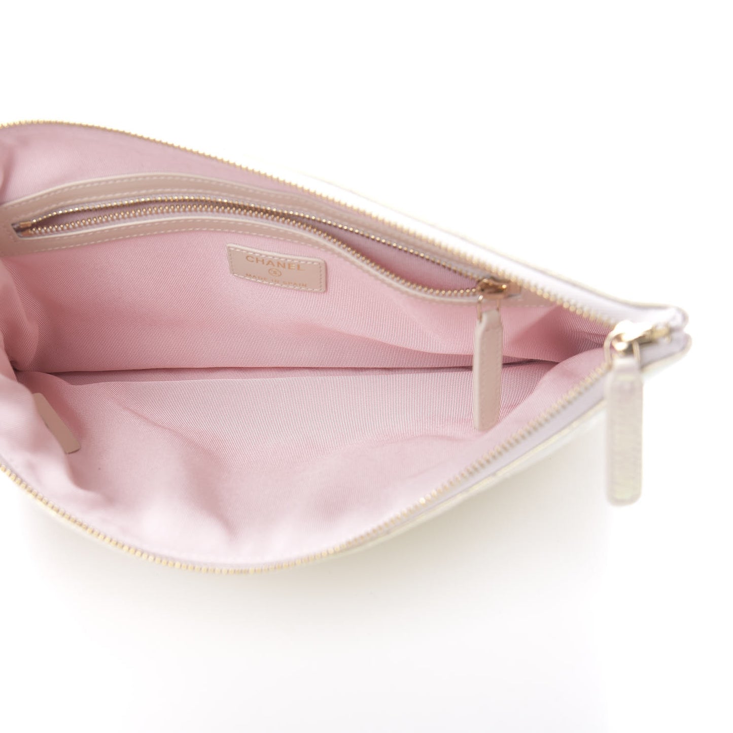 Iridescent Lambskin Quilted Medium Cosmetic Case Ivory