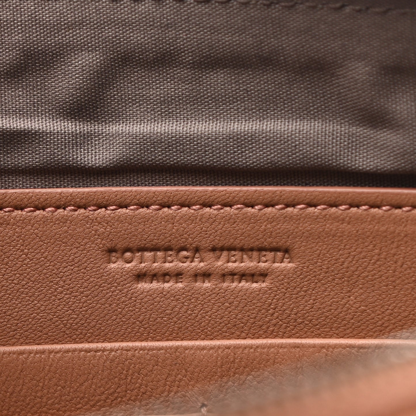 Nappa Intrecciato Medium Zip Pouch Noce