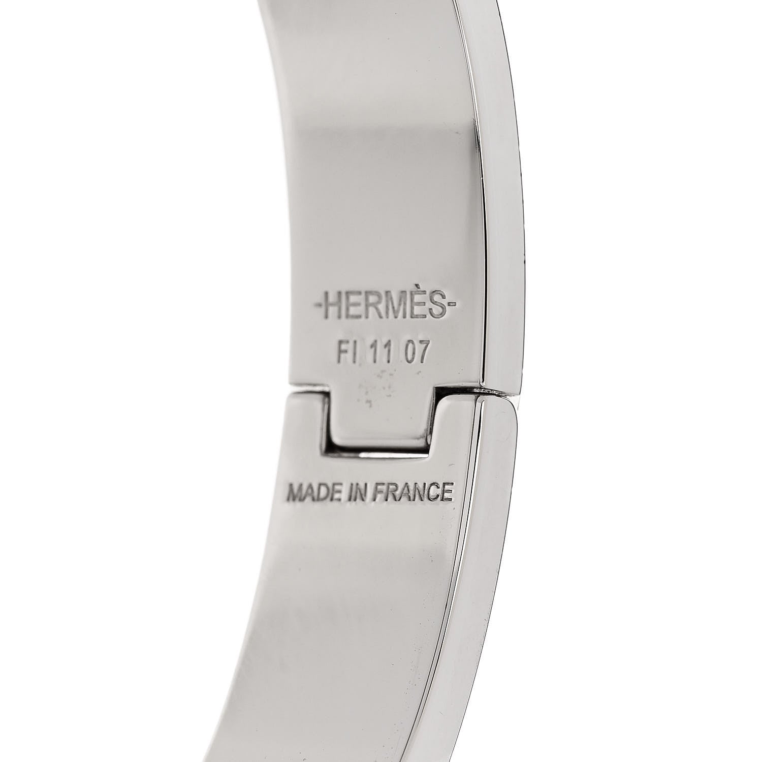 Hermes Enamel Narrow Clic Clac H Bracelet PM Beige Nacre 4 of 5