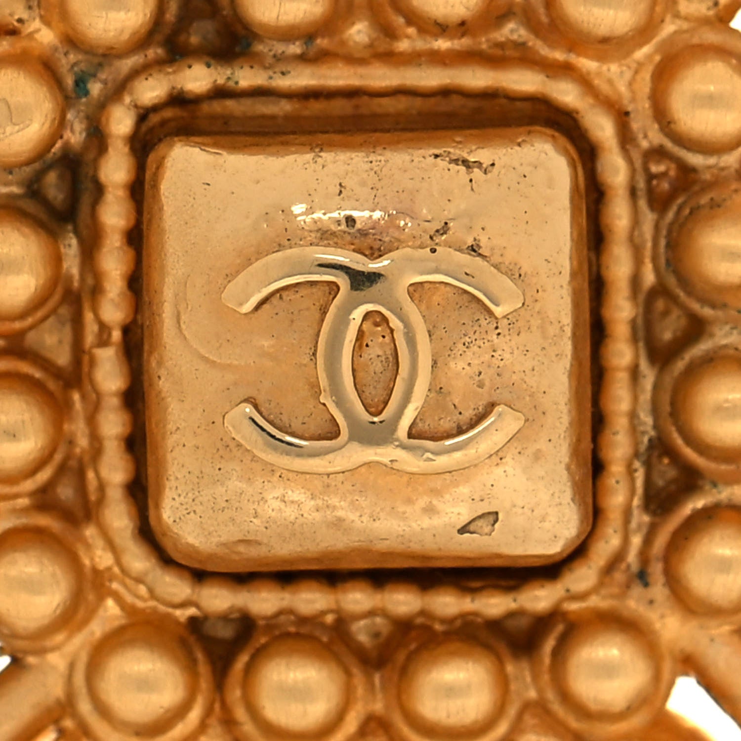 Chanel CC Cross Brooch Gold 5 of 5
