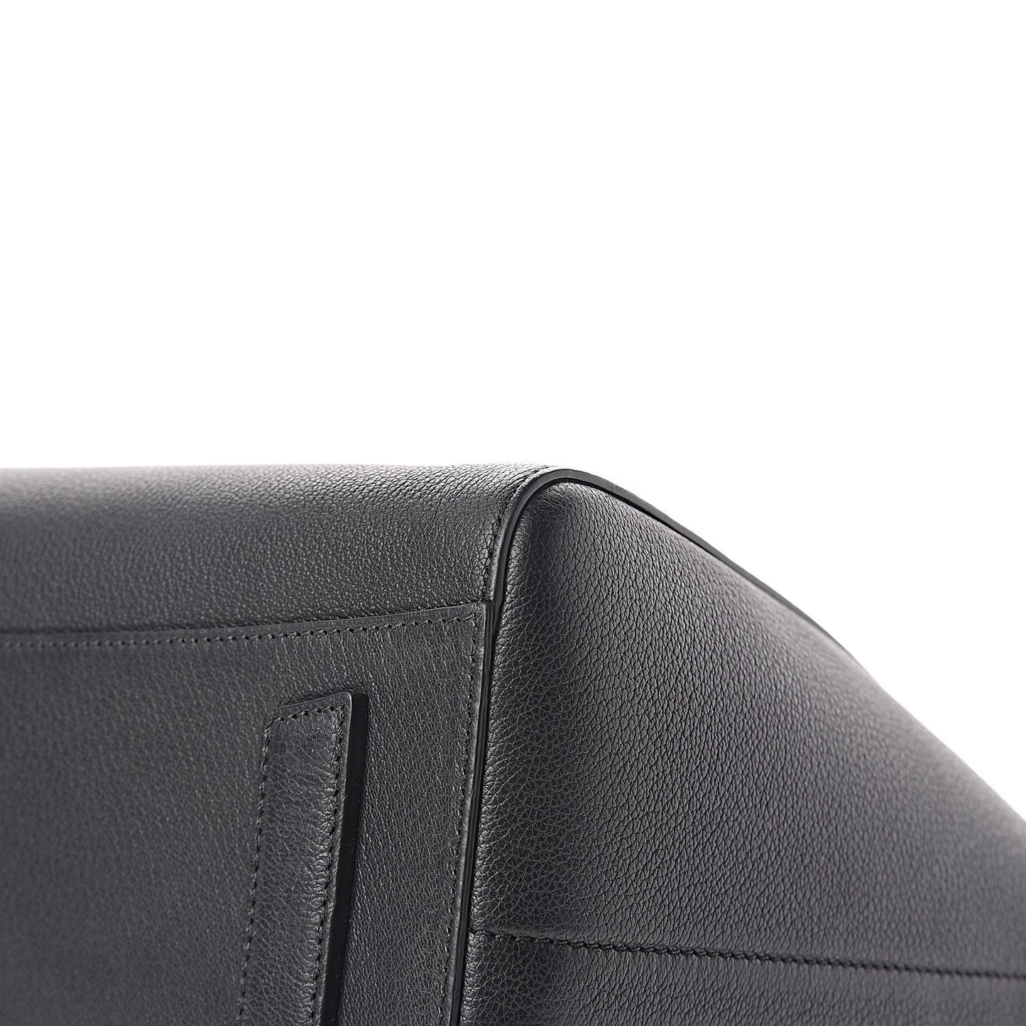 Sugar Goatskin Medium Antigona Black