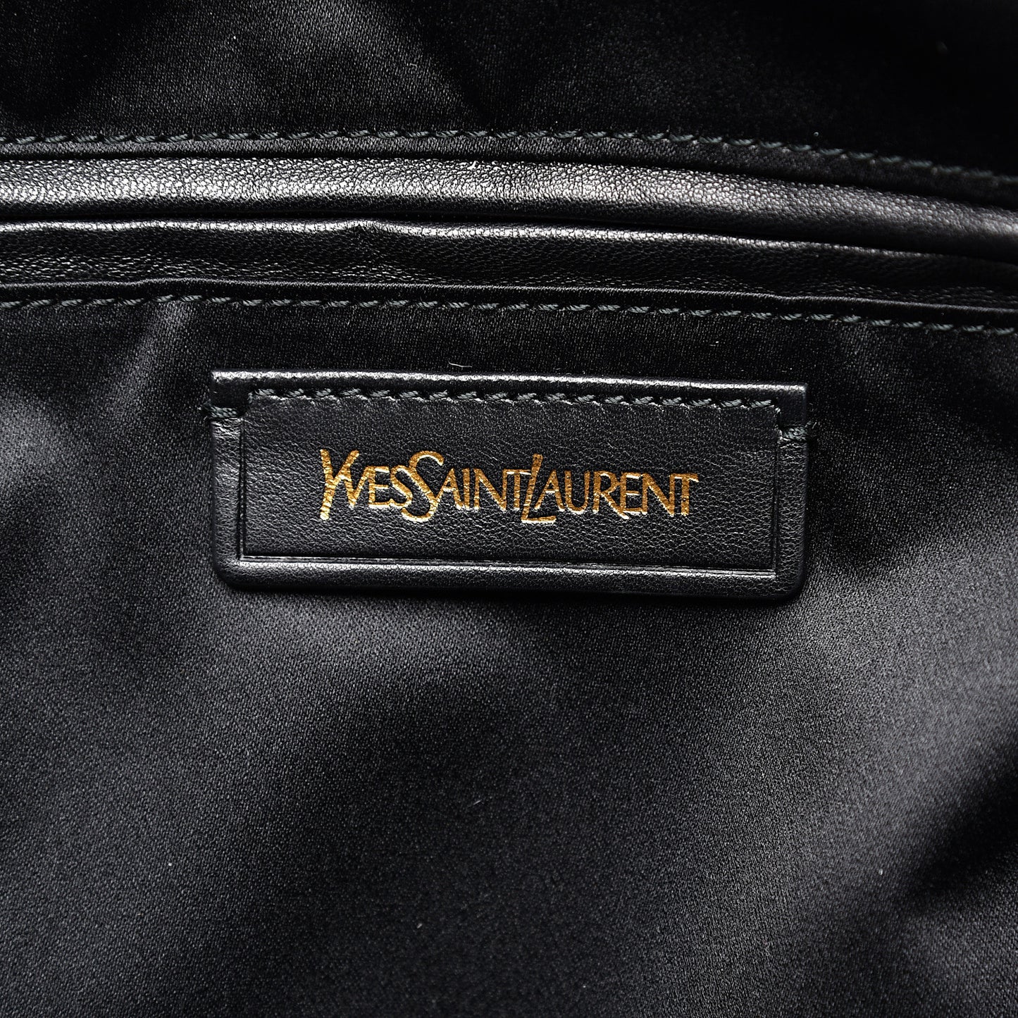 Calfskin Oversized Muse Black