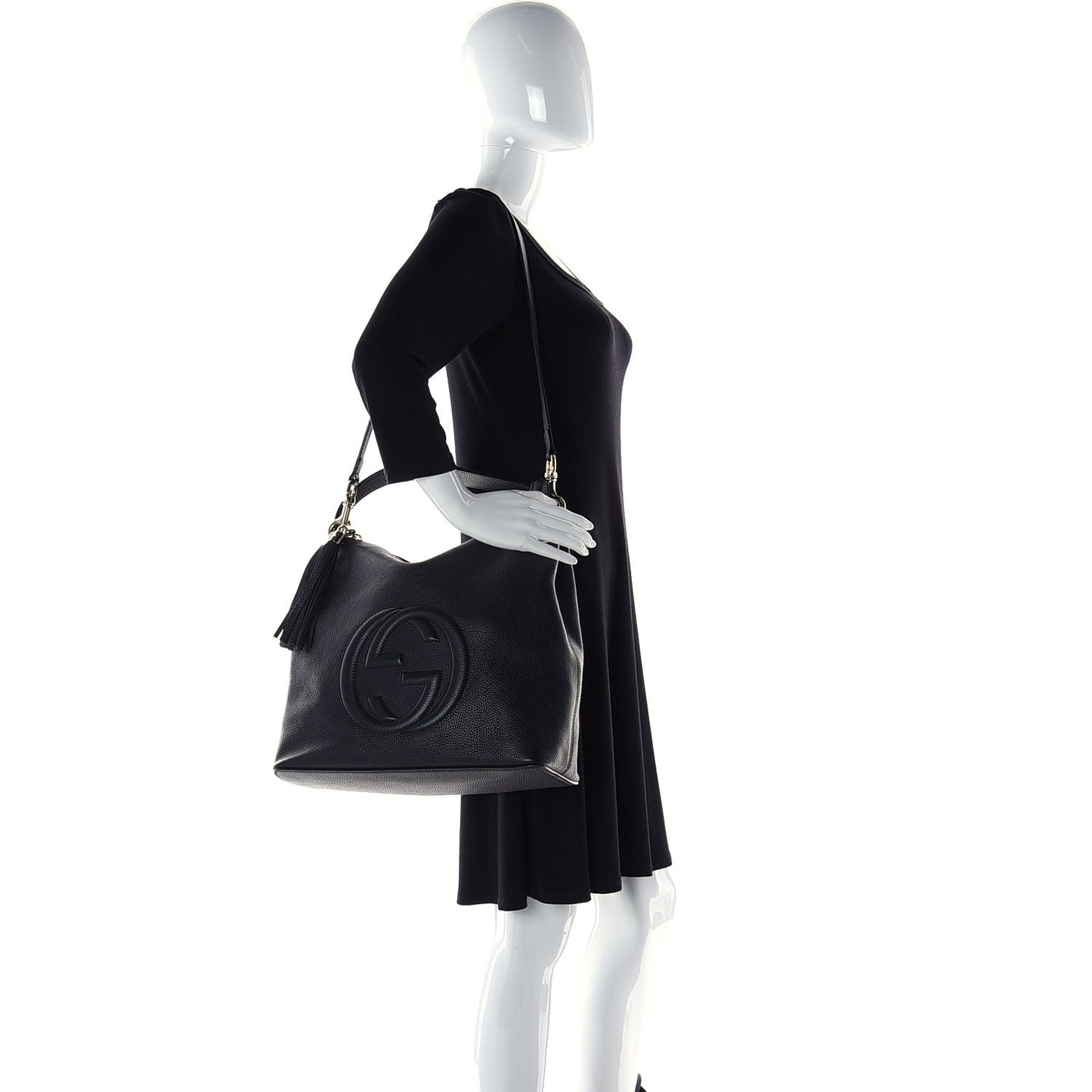 Pebbled Calfskin Large Soho Hobo Black