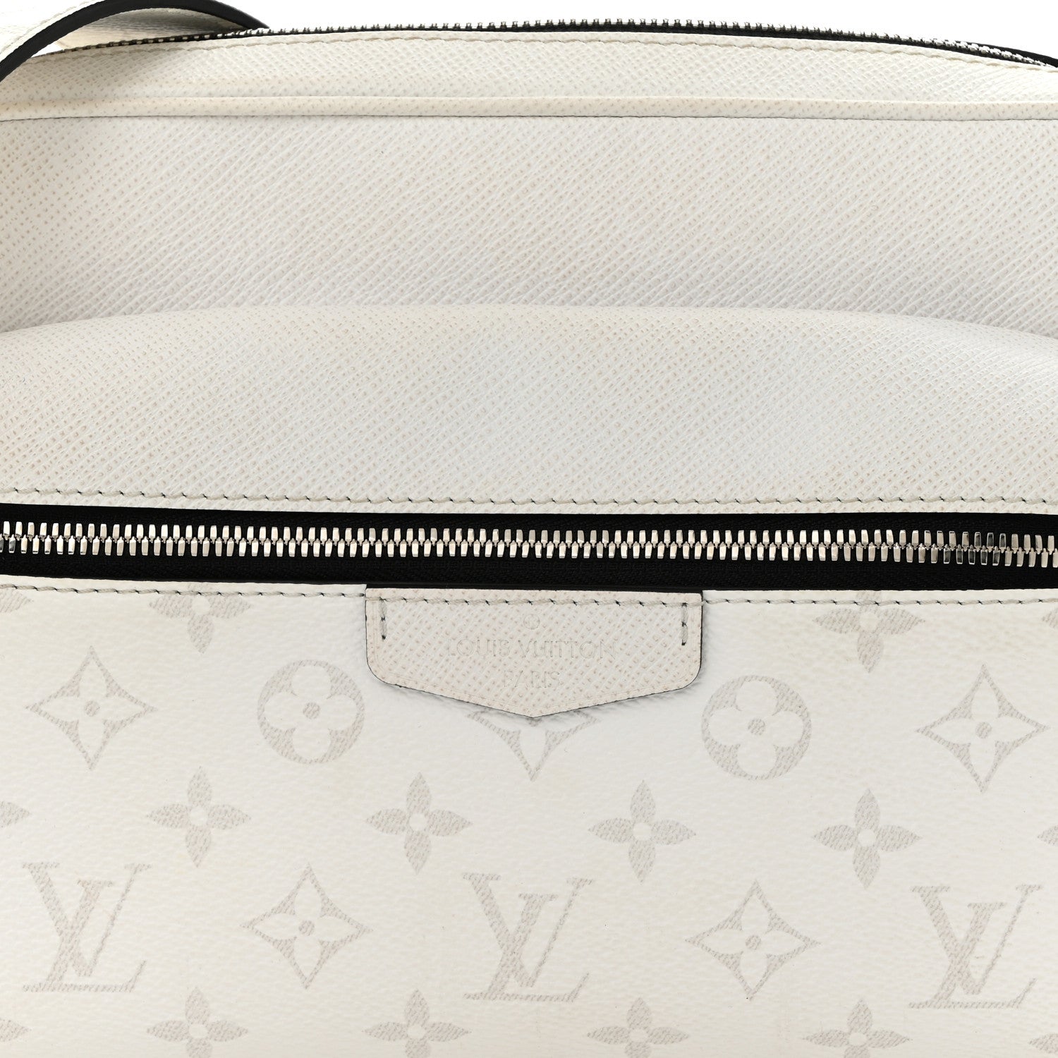 Louis Vuitton Taiga Monogram Outdoor Messenger White 7 of 11