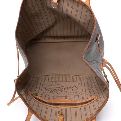 Louis Vuitton Monogram Neverfull MM 4 of 9