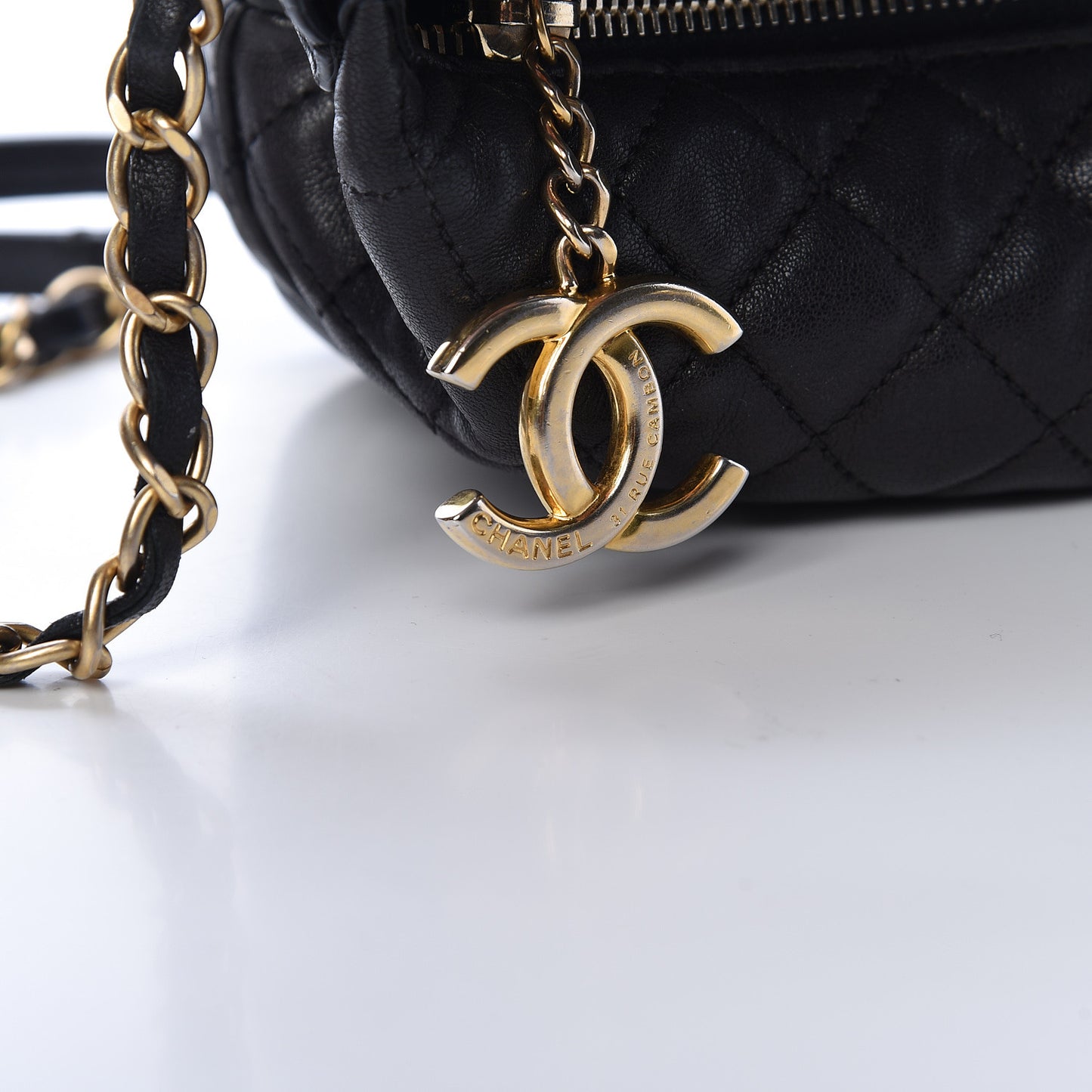 Lambskin Quilted Small Hobo Black