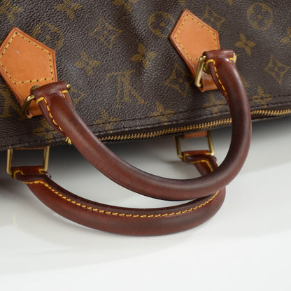 Louis Vuitton Monogram Speedy 40 11 of 12