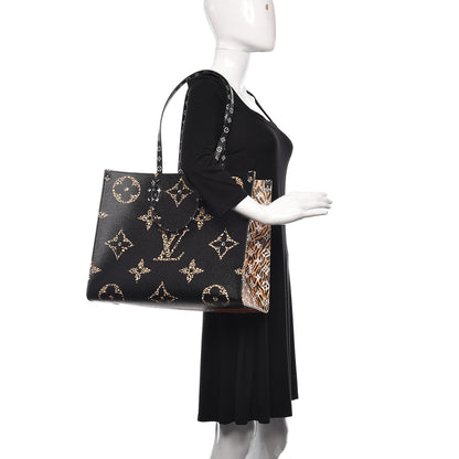 Louis Vuitton Monogram Giant Jungle Onthego GM Black 3 of 11