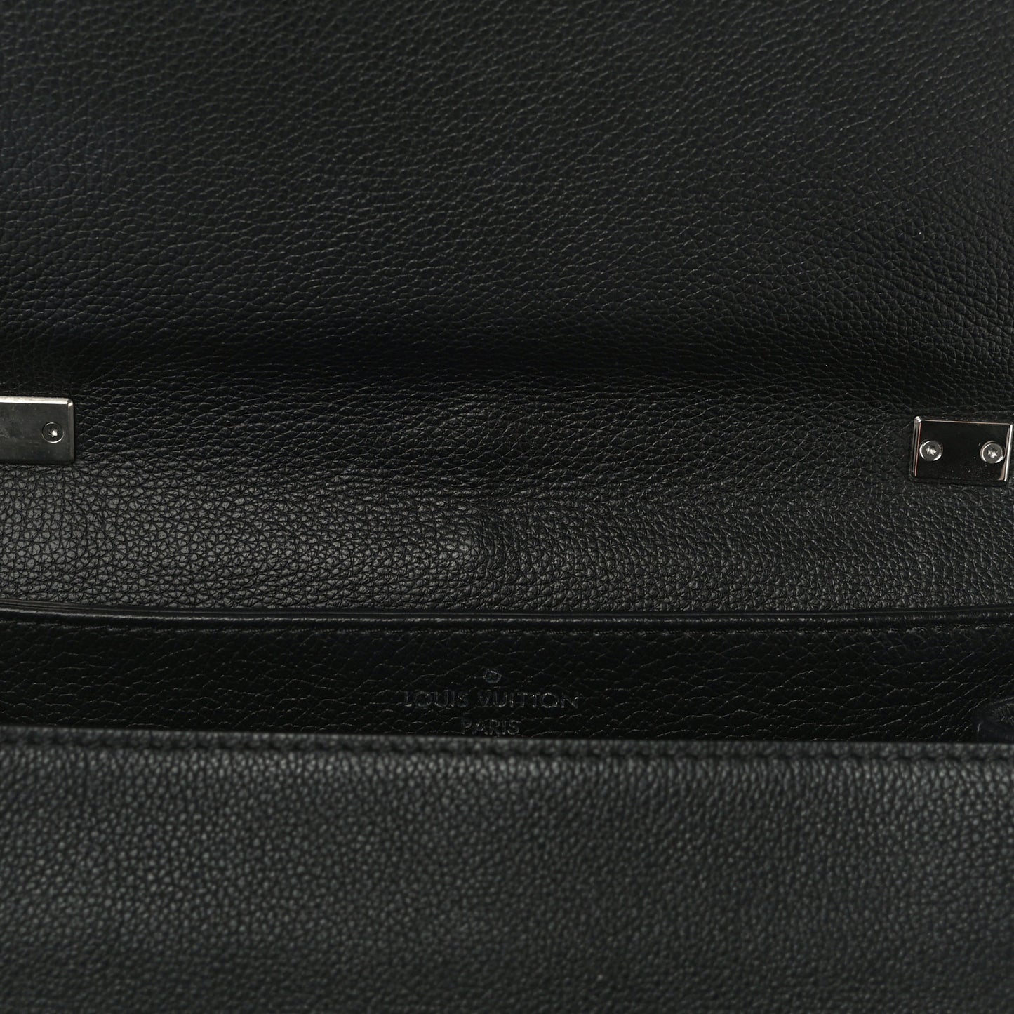 Soft Calfskin Lock Me II Black