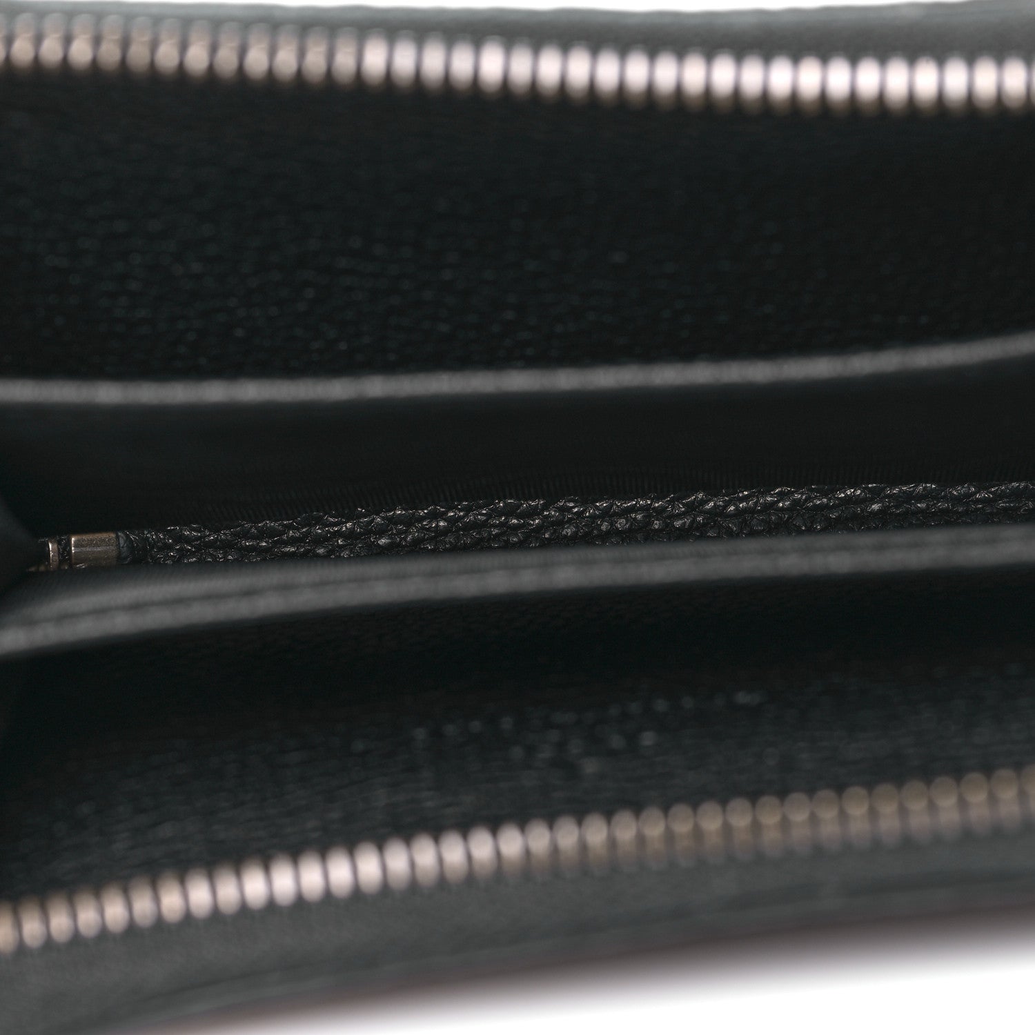 Gucci Calfskin Logo Zip Around Card Case Black 5 of 8