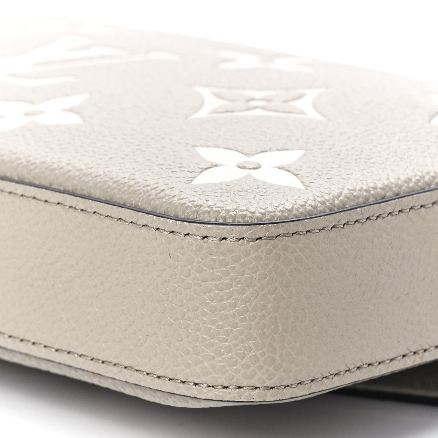 Empreinte Monogram Giant Felicie Pochette Tourterelle Creme