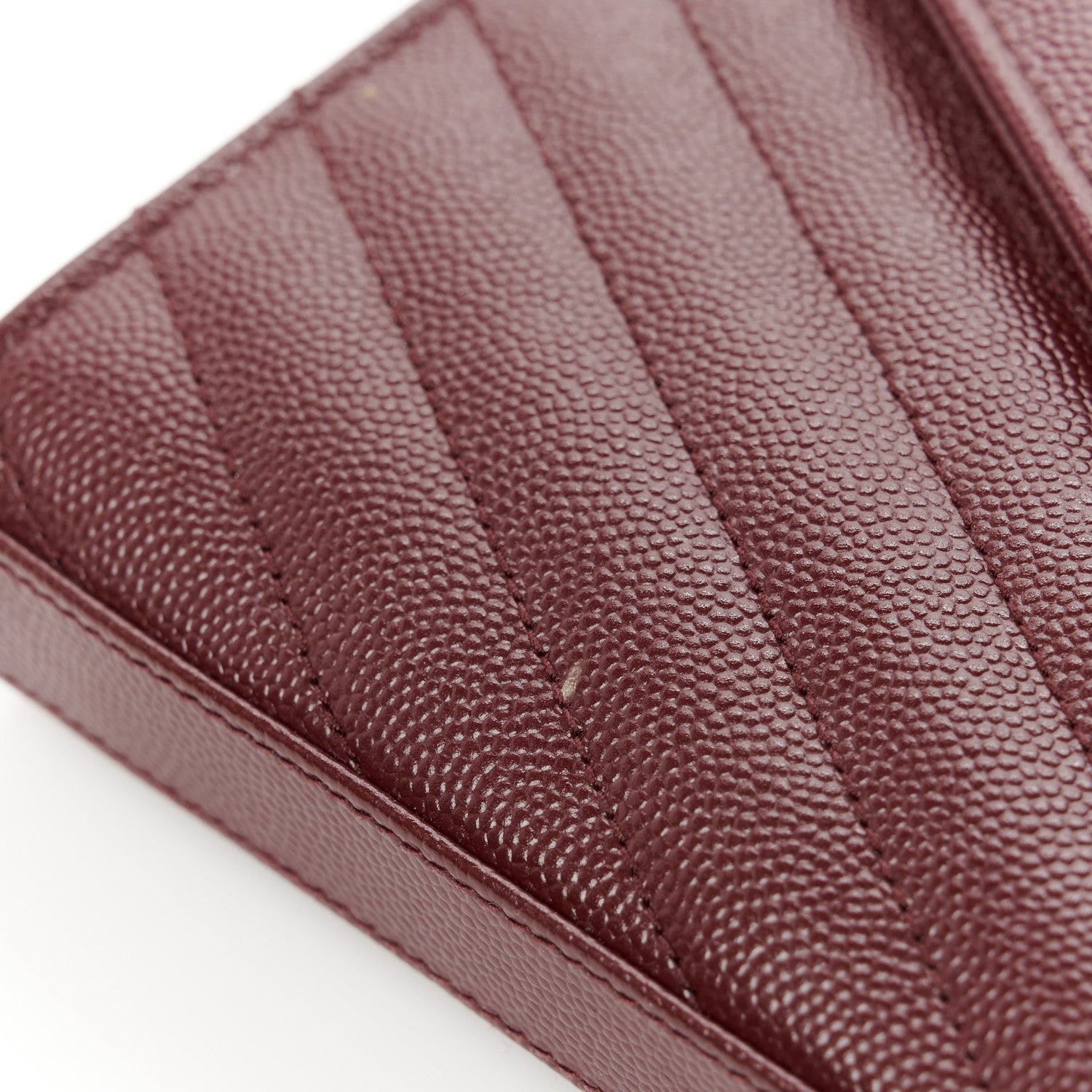 Saint Laurent Grain De Poudre Matelasse Chevron Monogram Chain Wallet Rouge Legion 10 of 11