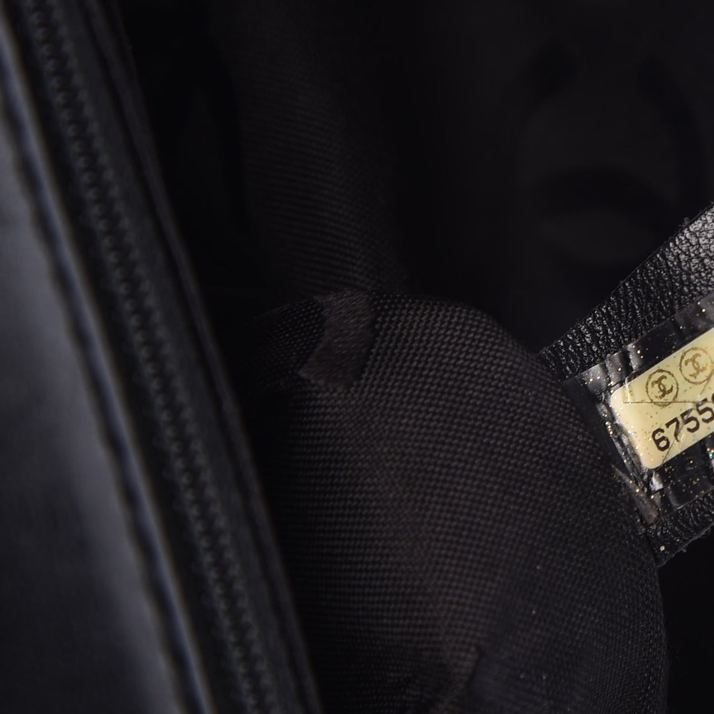 Calfskin Quilted Contrast Stitch Medium Flap Black