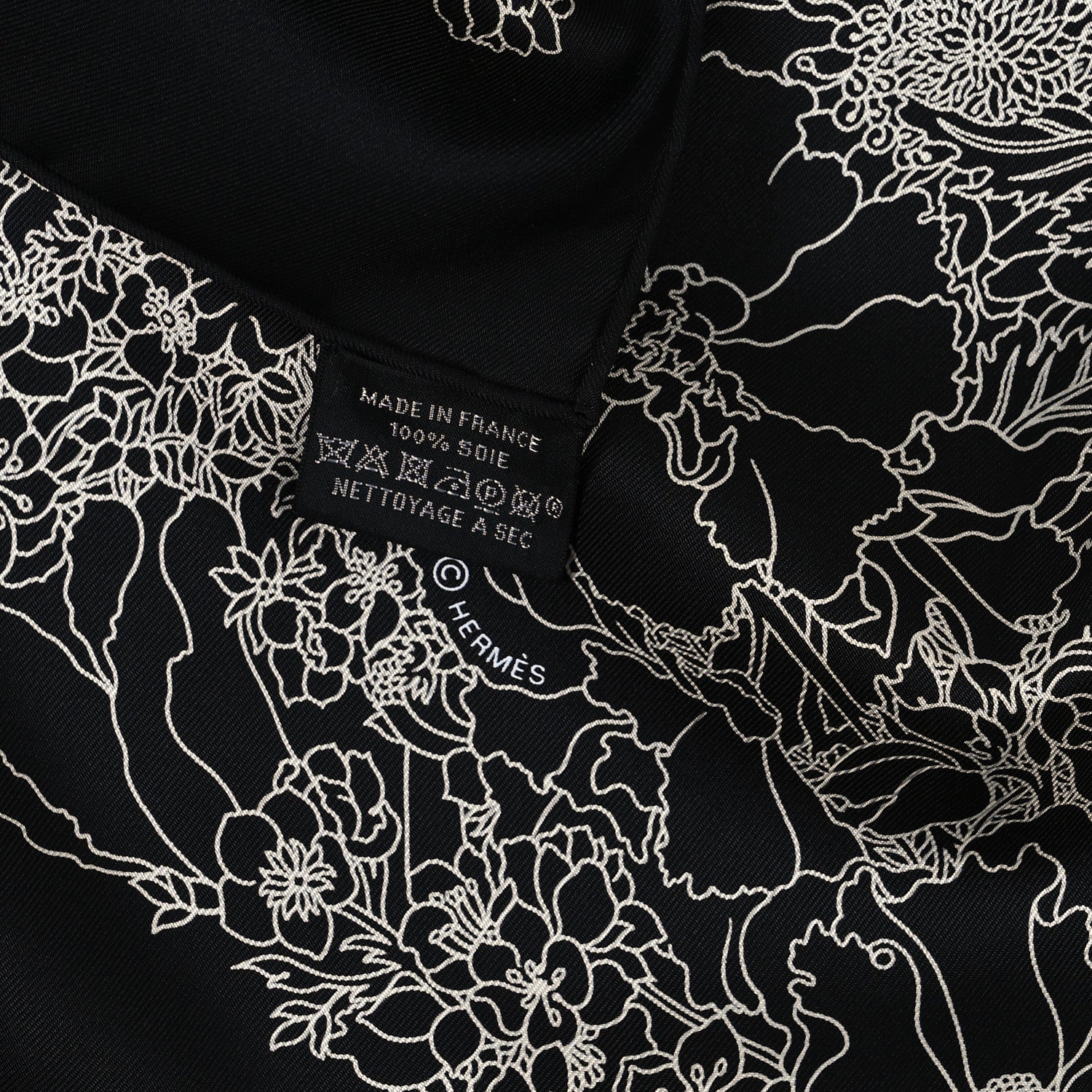 Hermes Silk Robe Legere Scarf 90 Black White 3 of 3