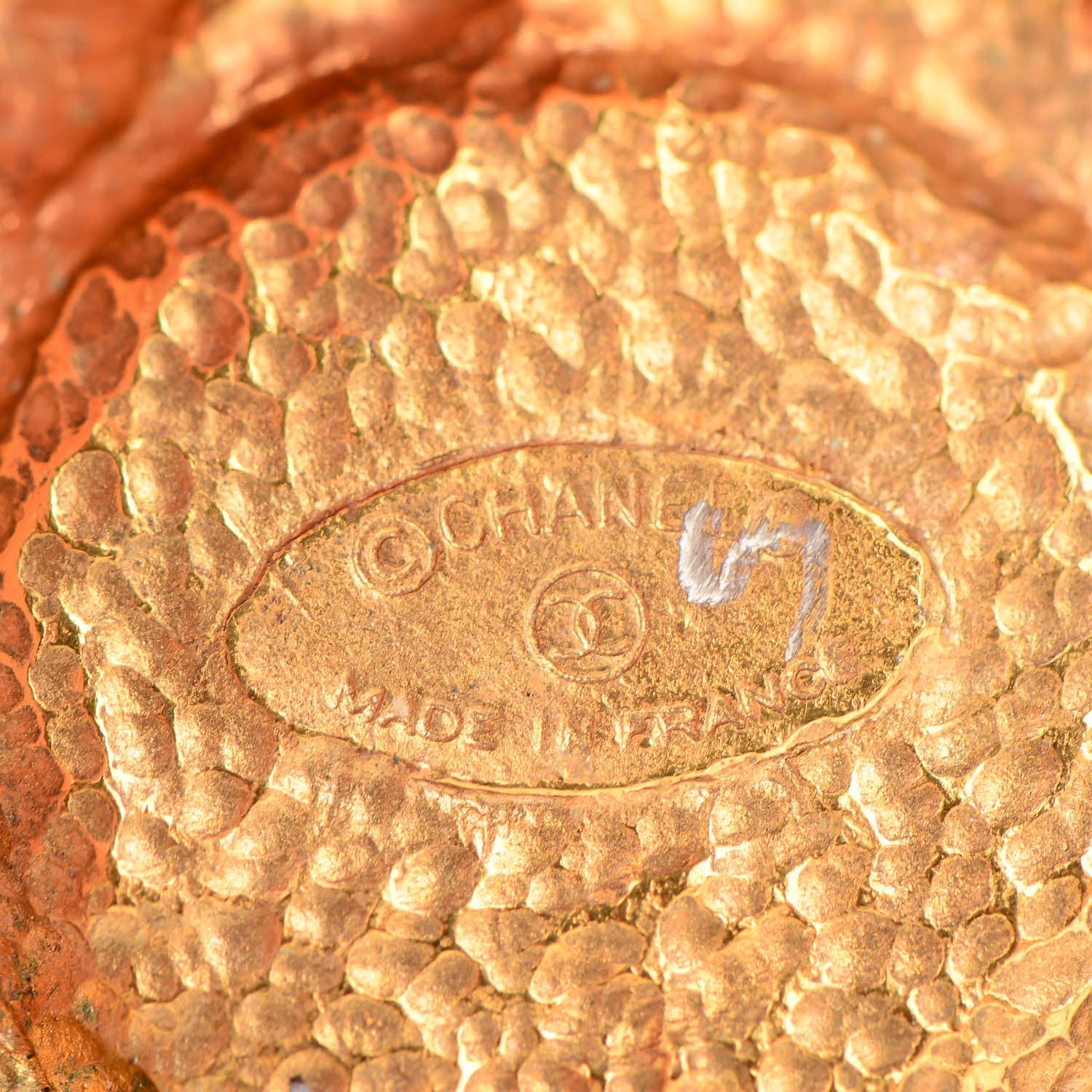 Chanel Pearl Brooch Gold 4 of 4