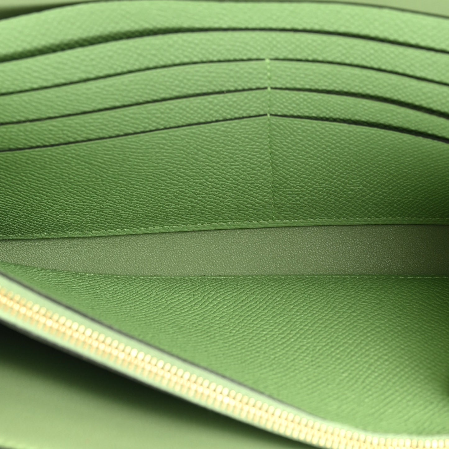 Epsom Constance Long To Go Wallet Vert Criquet