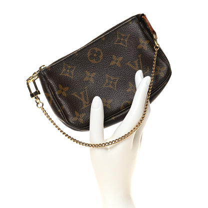 Louis Vuitton Monogram Mini Pochette Accessories 2 of 10