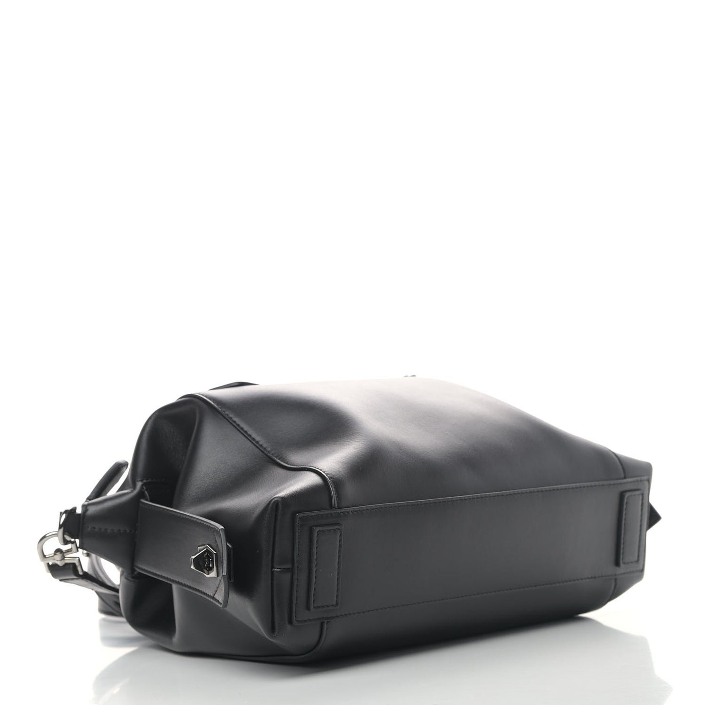 Smooth Calfskin Small Soft Antigona Black