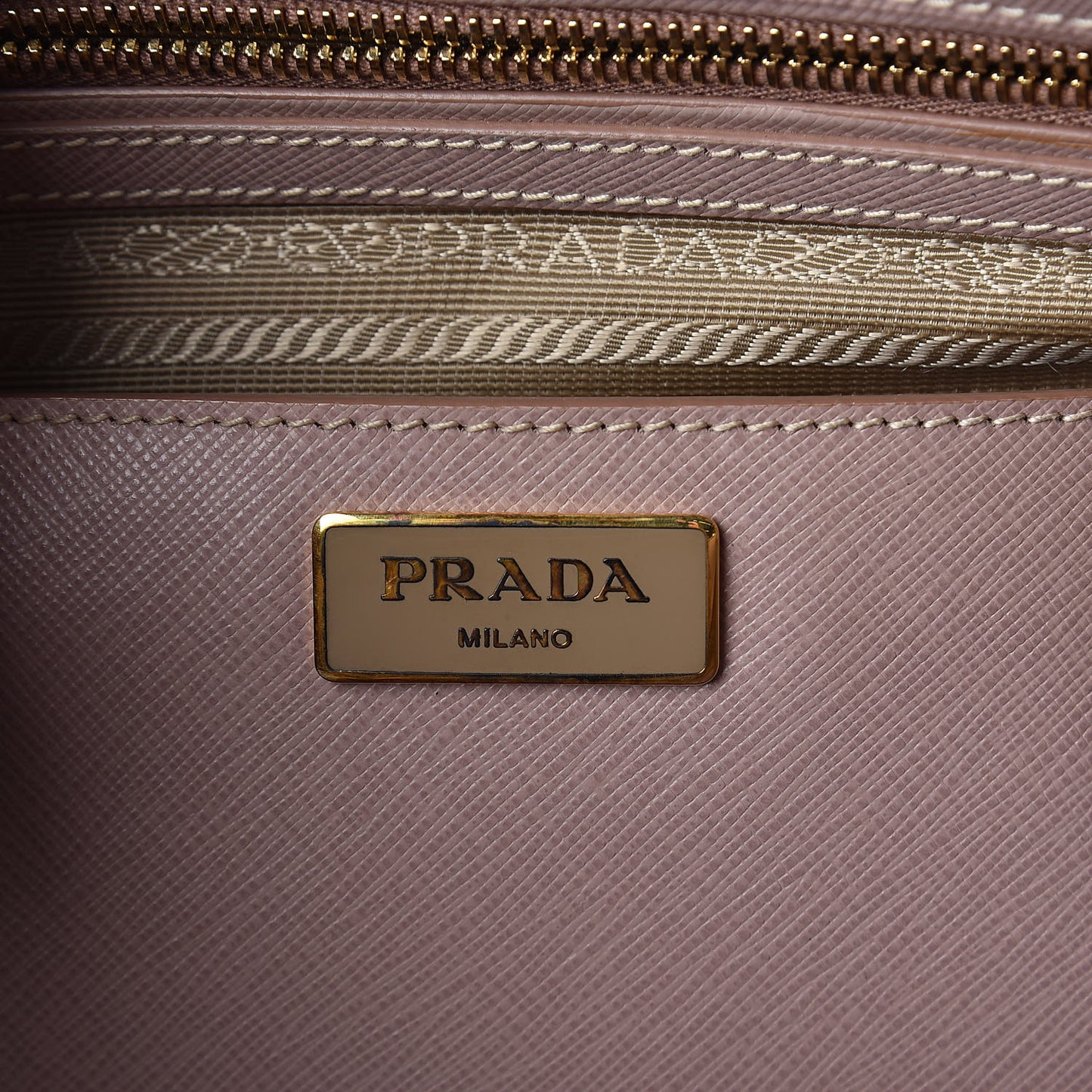 Saffiano Large Galleria Double Zip Tote Cammeo