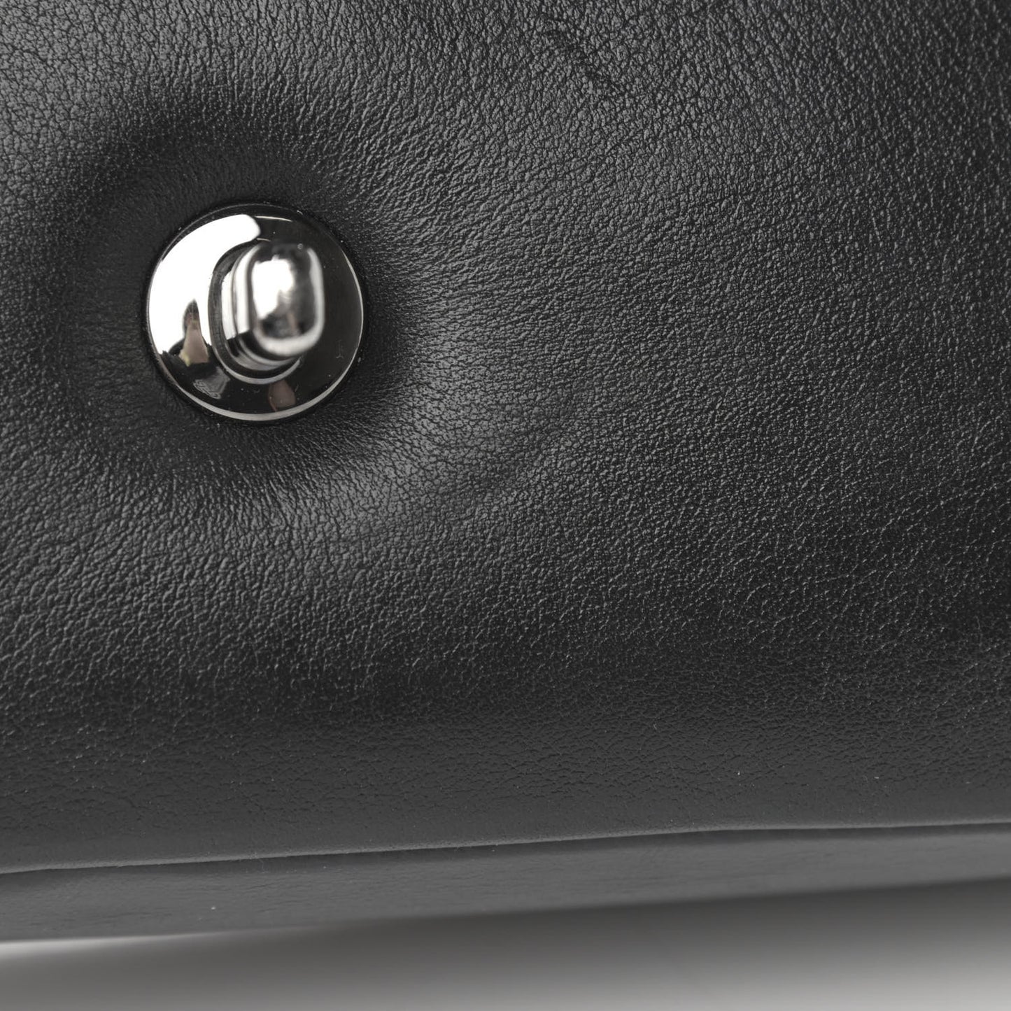 Calfskin Medium Classic Pure Double Flap Black