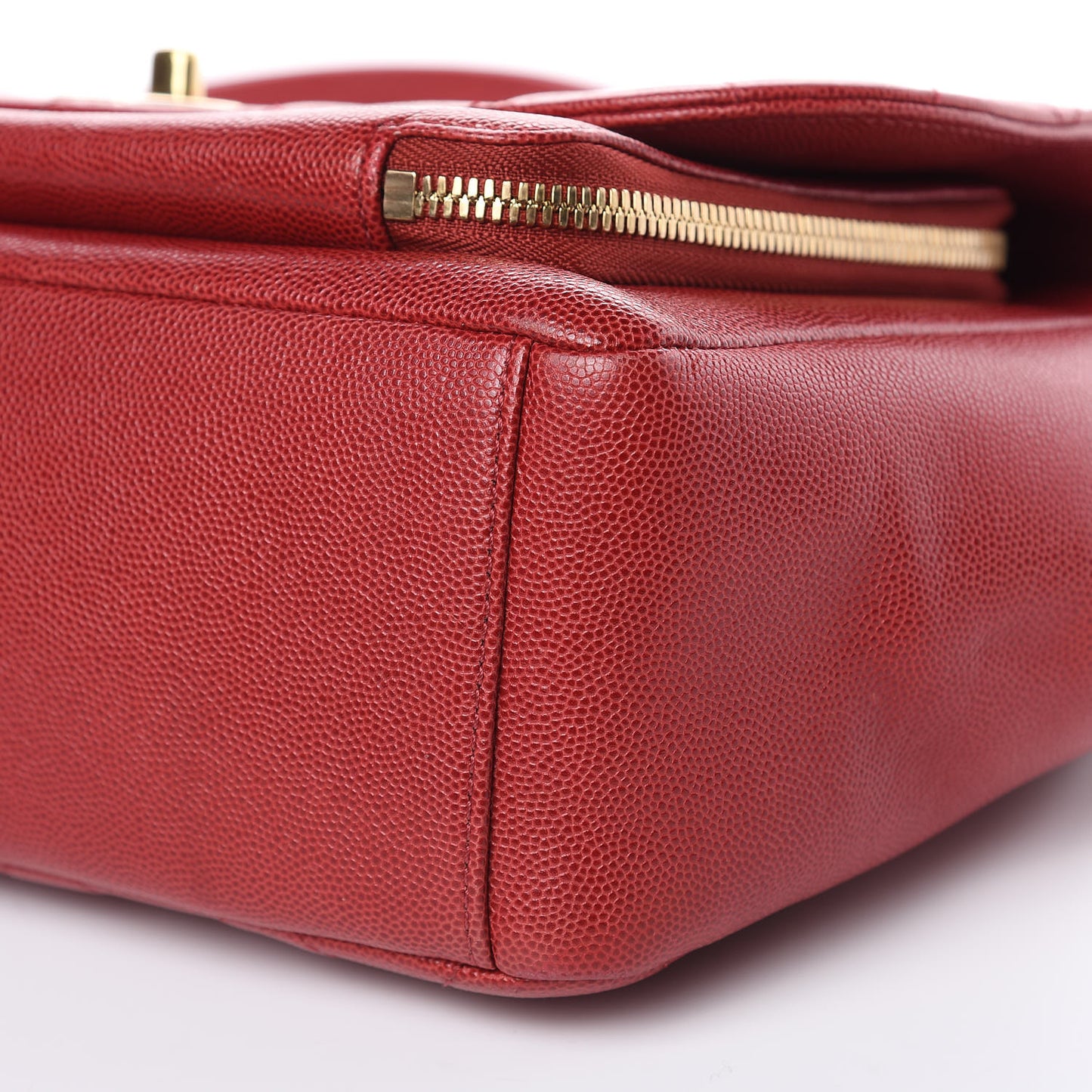 Caviar Quilted Large Business Affinity Flap Red