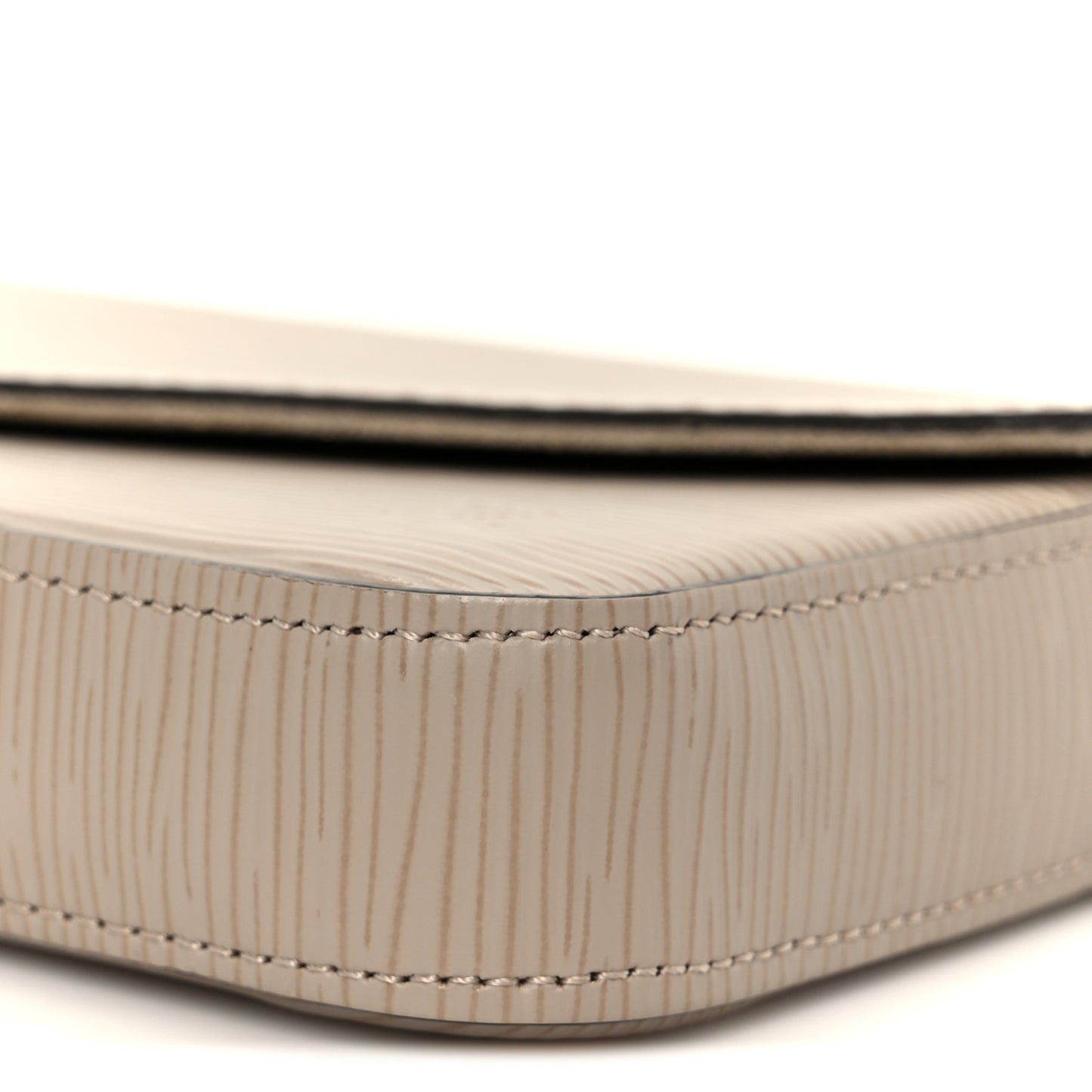 Epi Felicie Pochette Chain Wallet Galet