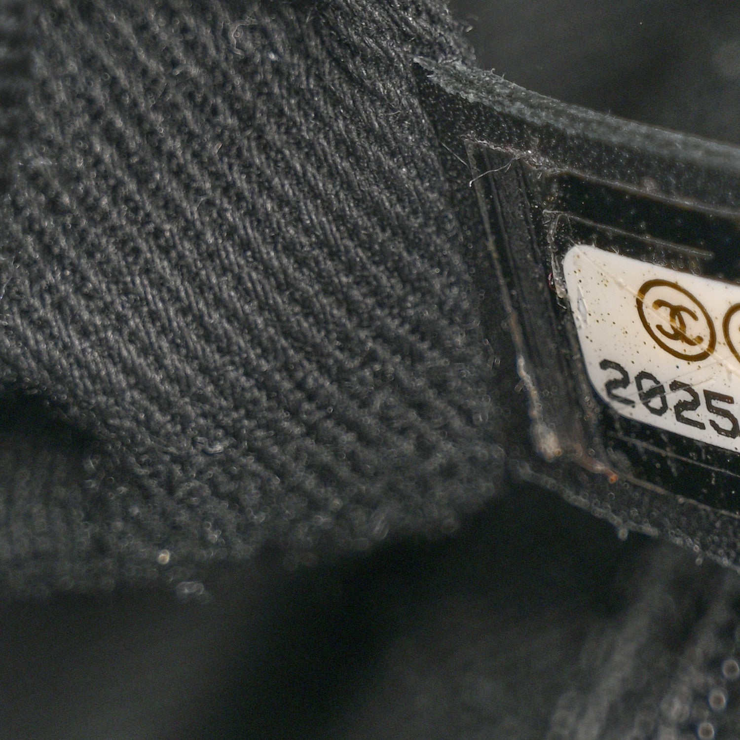 Chanel Glazed Calfskin Quilted Large CC Delivery Tote Black 7 of 14