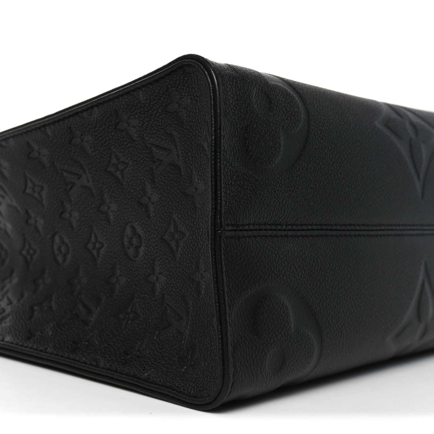 Louis Vuitton Empreinte Monogram Giant Onthego MM Black 8 of 9