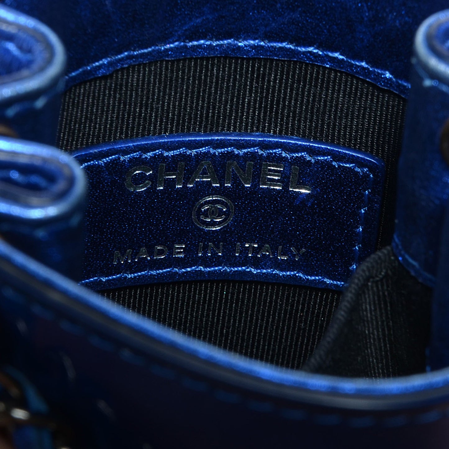 Patent Crossbody CC Phone Holder Blue