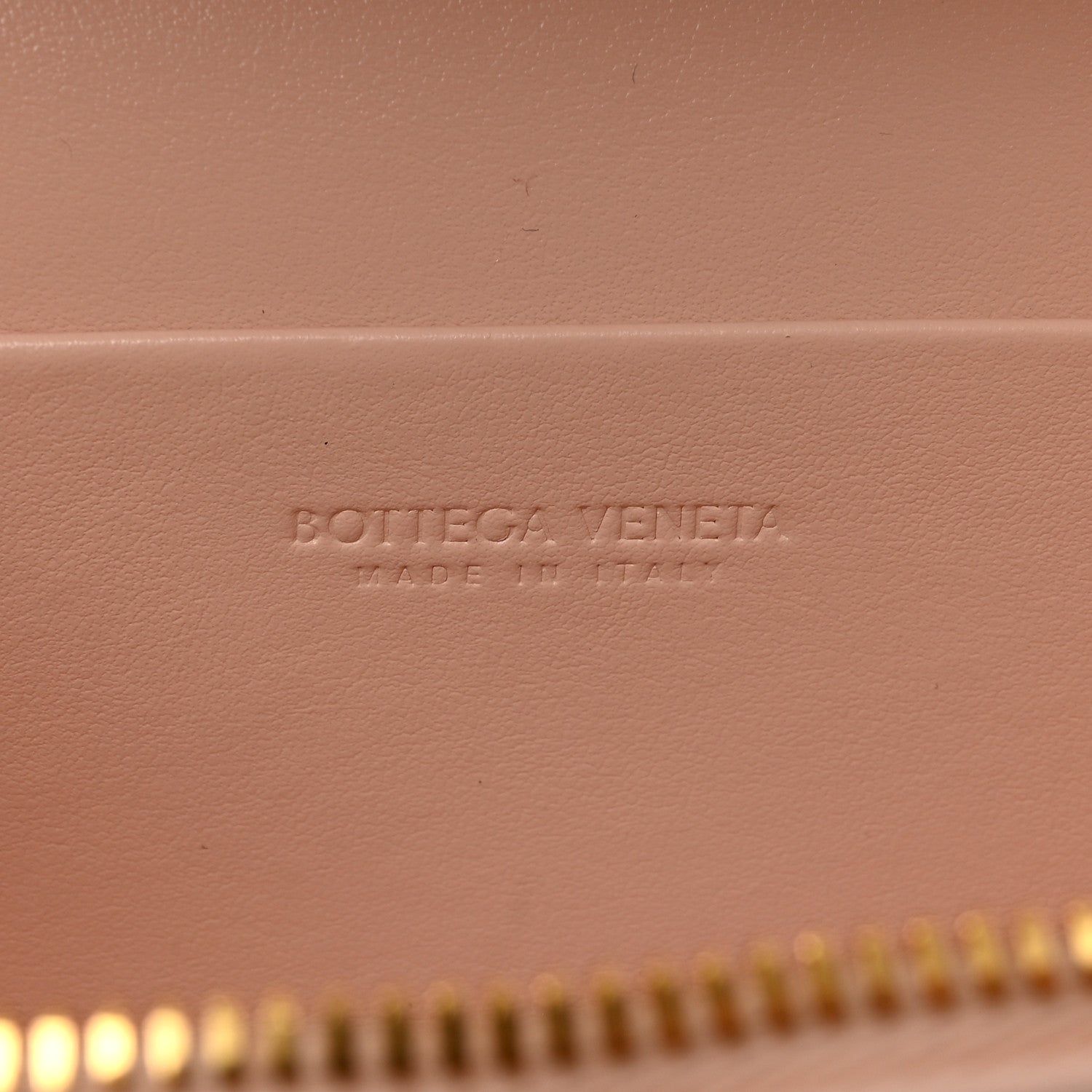 Bottega Veneta Calfskin Intrecciato Bang Bang Vanity Case Cameo 6 of 10