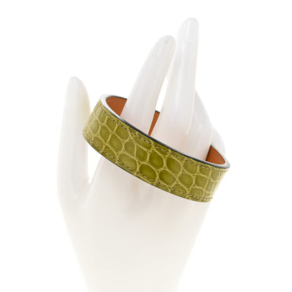 Hermes Matte Alligator Narrow Jack Bracelet M Vert Anis 2 of 6